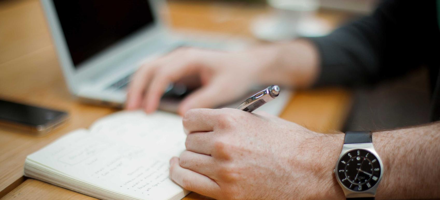 Vx批发小号:智能宿舍app详情下载教程