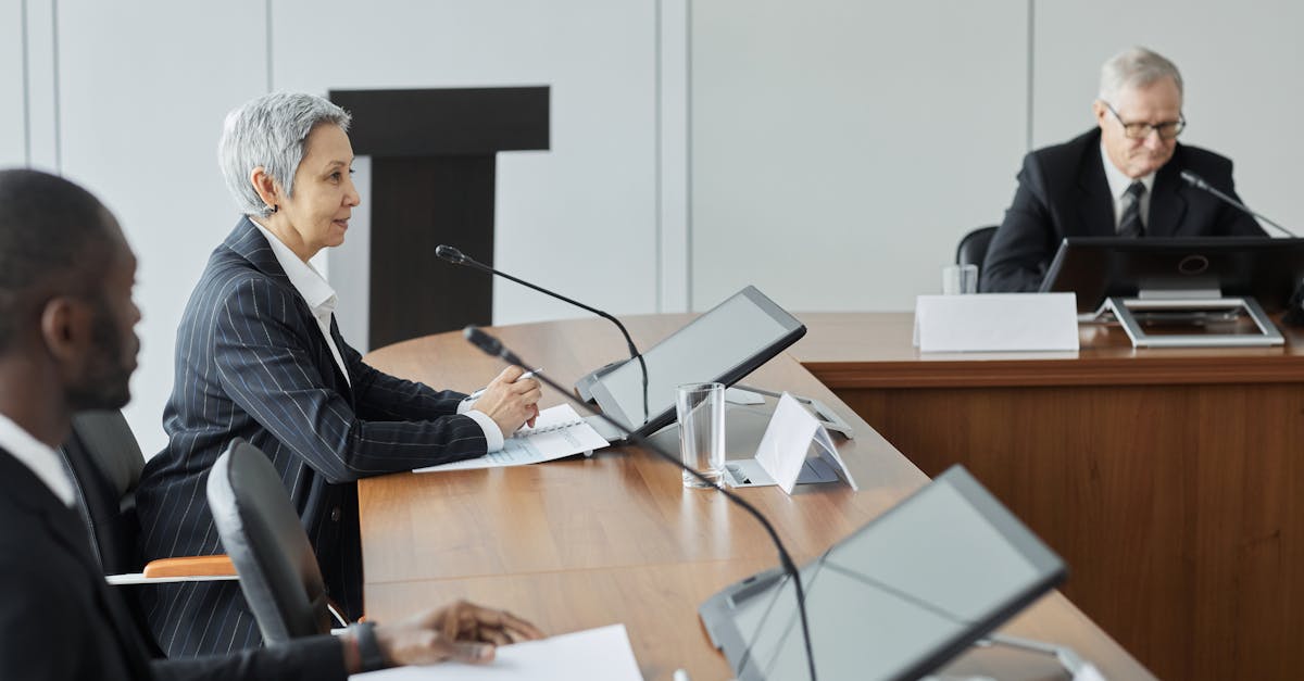 吸烟引发的社会道德问题