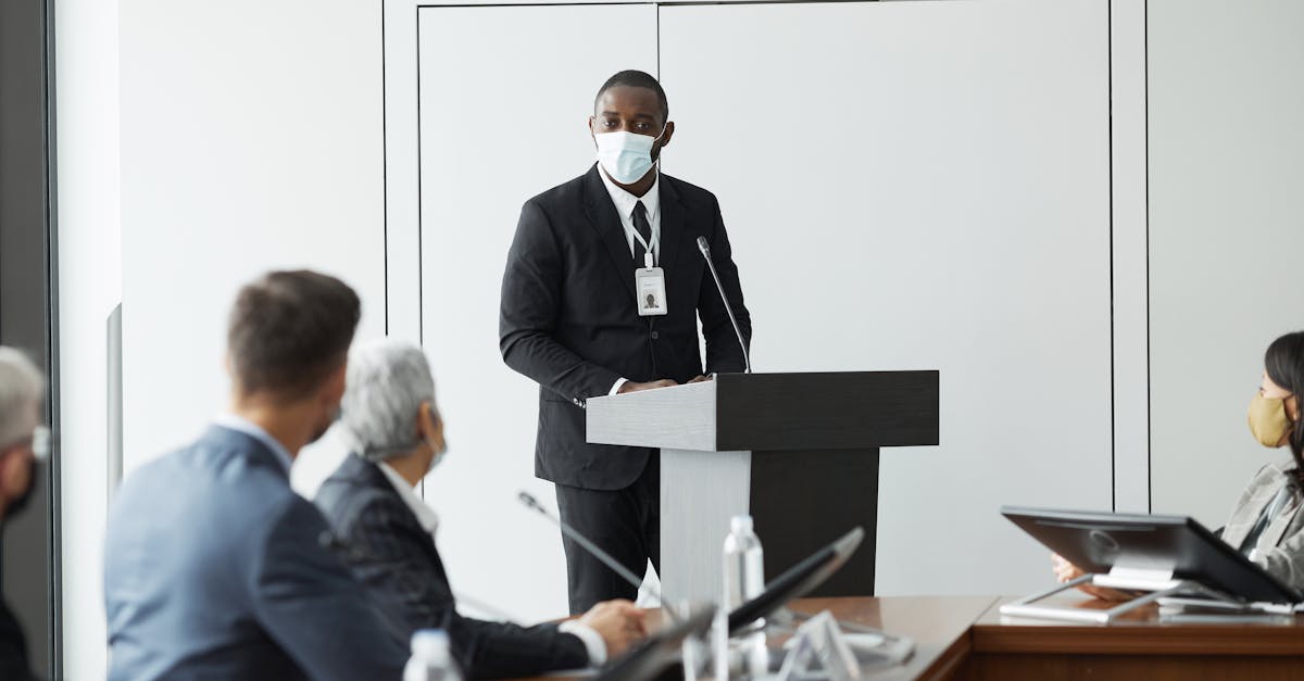 星辉2利用SWOT分析企业营销和企业风险