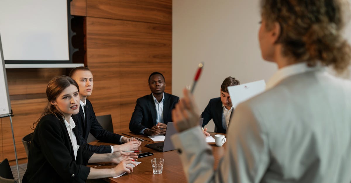 丽晶国际实名账号：实名账号与管理规定之间的鸿沟之处